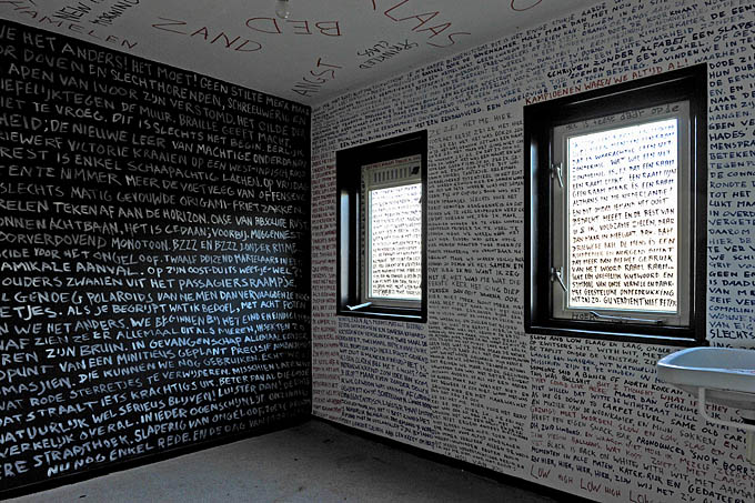 house of words 11-2010 2317