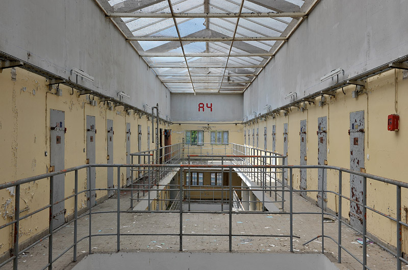 prison 15h 6-2013 6824