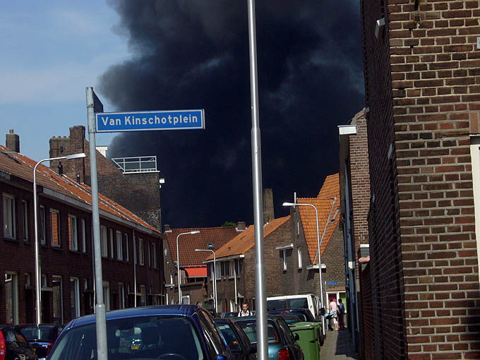 brand papierhandel  4-6-2011 1