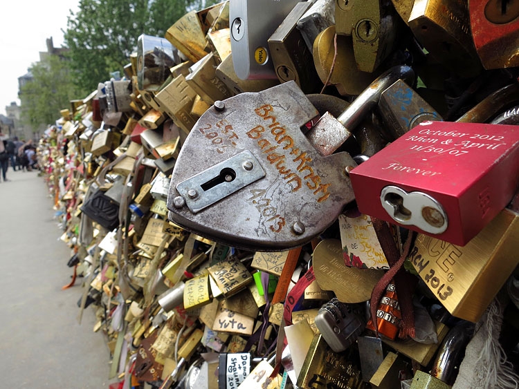 sloten aan pont de larcheveche parijs 5-2013 1597